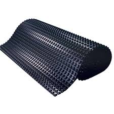 TERRAPLAST PLUS L8 niiskuskaitsemembraan 400 g/m2